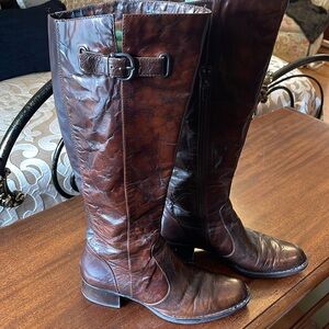 Born Crown COMFORT BED BOOT mottled leather riding boot EUC LIKE NEW
